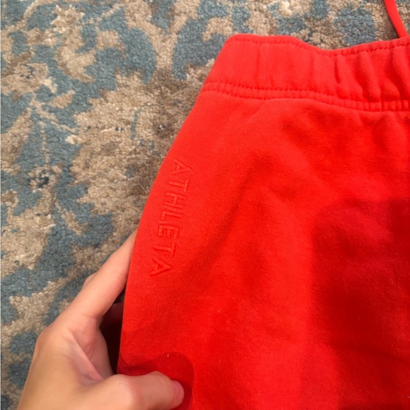 Athleta Red Forever Fleece High Rise Joggers Size Small - Picture 4 of 5